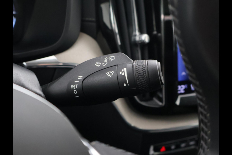 Volvo XC60 2.0 RECHARGE T8 390 PK AWD INSCRIPTION + LUCHTVERING | TREKHAAK | ADAPTIVE CRUISE | HEAD-UP