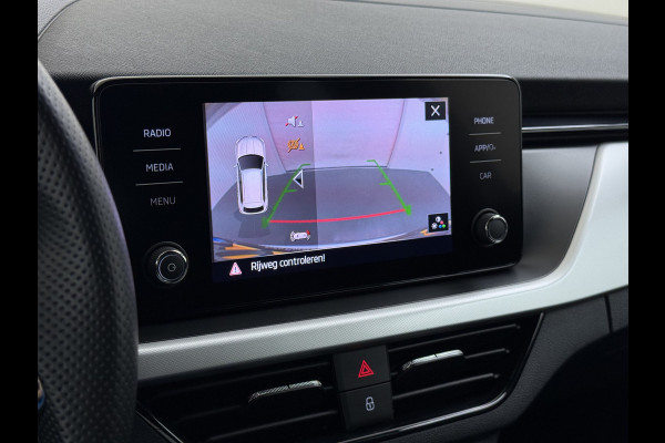 Škoda Kamiq TSI 111pk Aut. Sportstoelen Apple/Android Camera Pdc Lane-dep. CruiseControl Dakrails Ecc Tel. Usb Isofix Aut.Verlichting Dab Led Verw.Spiegels 16''LM 1.0 TSI Sport Business Orig.NL-auto