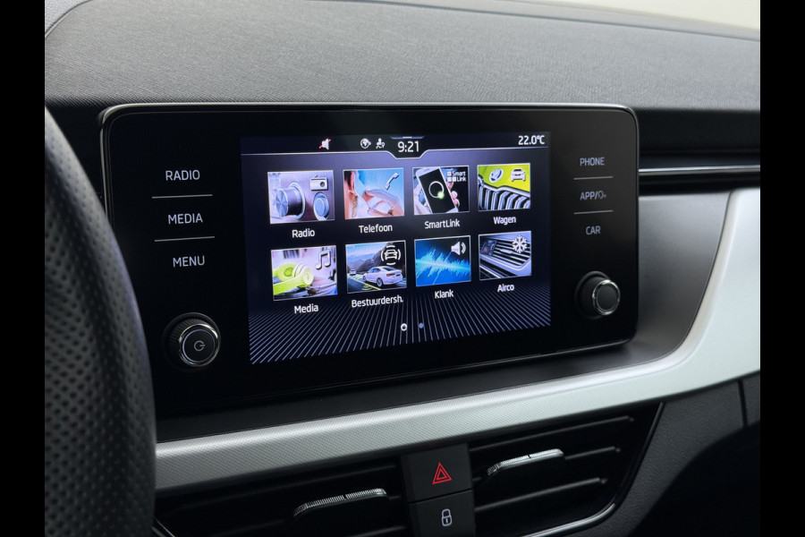 Škoda Kamiq TSI 111pk Aut. Sportstoelen Apple/Android Camera Pdc Lane-dep. CruiseControl Dakrails Ecc Tel. Usb Isofix Aut.Verlichting Dab Led Verw.Spiegels 16''LM 1.0 TSI Sport Business Orig.NL-auto