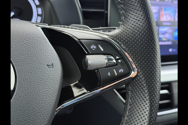 Škoda Kamiq TSI 111pk Aut. Sportstoelen Apple/Android Camera Pdc Lane-dep. CruiseControl Dakrails Ecc Tel. Usb Isofix Aut.Verlichting Dab Led Verw.Spiegels 16''LM 1.0 TSI Sport Business Orig.NL-auto
