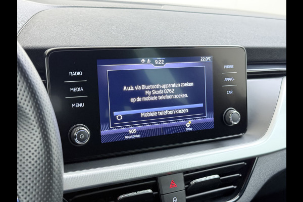 Škoda Kamiq TSI 111pk Aut. Sportstoelen Apple/Android Camera Pdc Lane-dep. CruiseControl Dakrails Ecc Tel. Usb Isofix Aut.Verlichting Dab Led Verw.Spiegels 16''LM 1.0 TSI Sport Business Orig.NL-auto