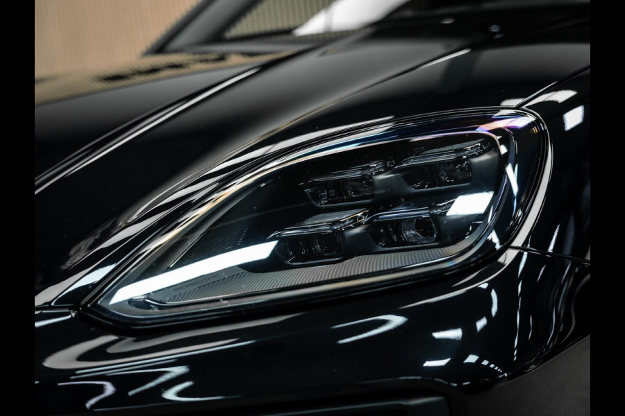 Porsche Cayenne Coupé 3.0 E-Hybrid Black Edition Prachtige Porsche Cayenne uitgevoerd met vele opties