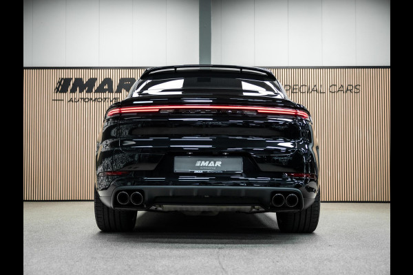 Porsche Cayenne Coupé 3.0 E-Hybrid Black Edition Prachtige Porsche Cayenne uitgevoerd met vele opties