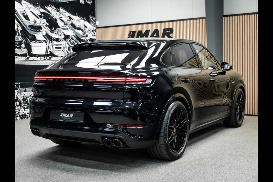 Porsche Cayenne Coupé 3.0 E-Hybrid Black Edition Prachtige Porsche Cayenne uitgevoerd met vele opties