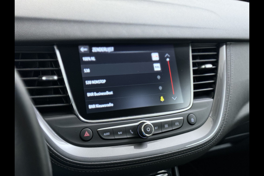 Opel Grandland X 1.2T 131pk Camera Apple/Android Elek.klep Bordherk. Blindspot 1/2Leer Navi Lane-dep. Keyless Aut.Verlichting Led Usb Tel. Ecc CruiseControl Innovation Regensensor Pdc Mistlampen Elek.Inkl.Spiegels 18''LM 1.2Turbo