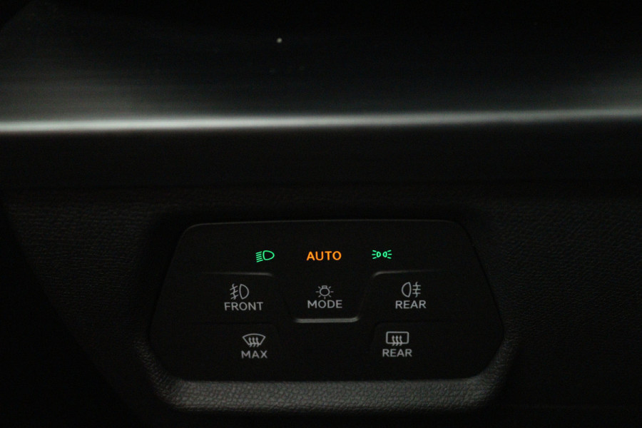 CUPRA Leon 1.4 e-Hybrid VZ 245PK (STOELVERWARMING, STUURVERWARMING, CRUISE ADAPTIEF)