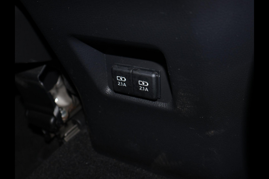 Toyota RAV4 2.5 HYBRID 218 PK AUT. BLACK EDITION + 19 INCH | ADAPTIVE CRUISE | CAMERA | STUUR/STOELVERWARMING