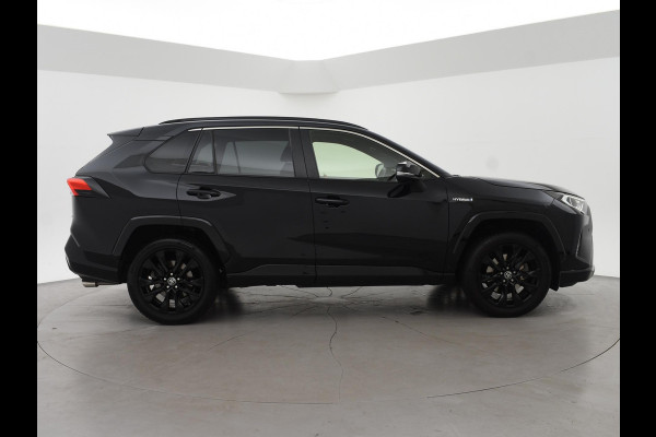 Toyota RAV4 2.5 HYBRID 218 PK AUT. BLACK EDITION + 19 INCH | ADAPTIVE CRUISE | CAMERA | STUUR/STOELVERWARMING