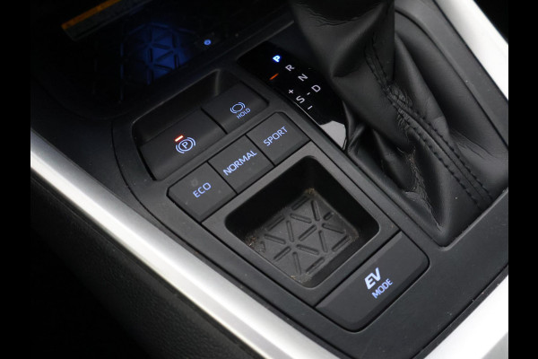 Toyota RAV4 2.5 HYBRID 218 PK AUT. BLACK EDITION + 19 INCH | ADAPTIVE CRUISE | CAMERA | STUUR/STOELVERWARMING