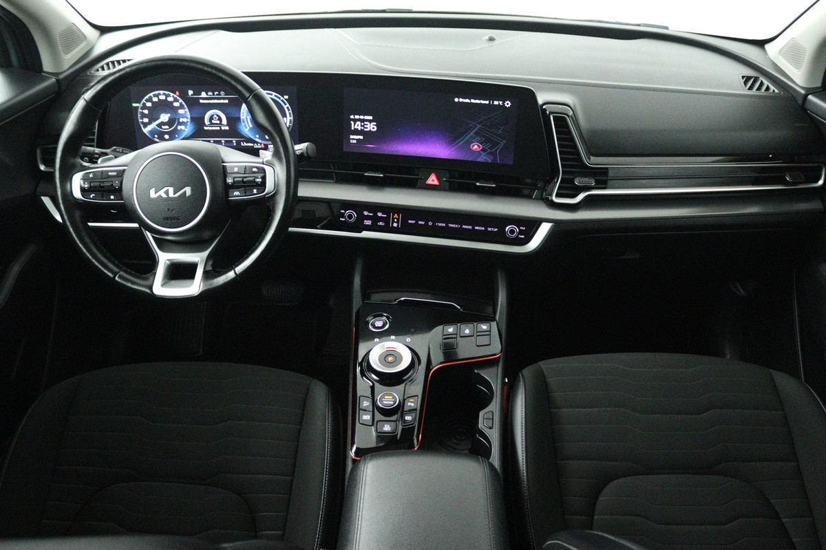 Kia Sportage 1.6 T-GDi Plug-in Hybrid AWD DynamicPlusLine (PANORAMADAK, TREKHAAK, CAMERA, STOEL/STUURVERWARMING)