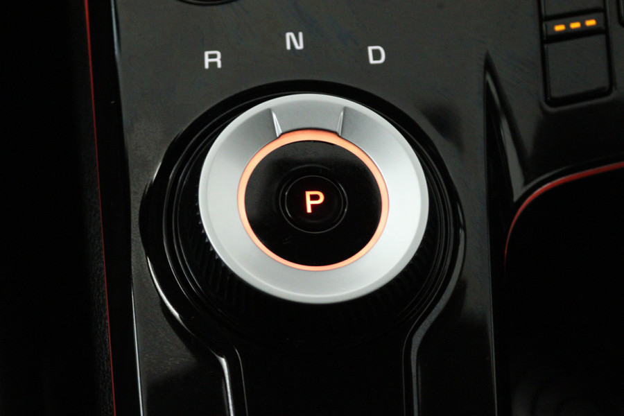 Kia Sportage 1.6 T-GDi Plug-in Hybrid AWD DynamicPlusLine (PANORAMADAK, TREKHAAK, CAMERA, STOEL/STUURVERWARMING)