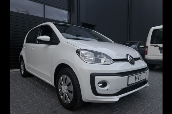 Volkswagen up! 1.0|65PK|Cruise|Camera|Stoel verw|Lane assist|MF stuur|Bluetooth|DAB|PDC|1e eigenaar|Dealer onderhouden|
