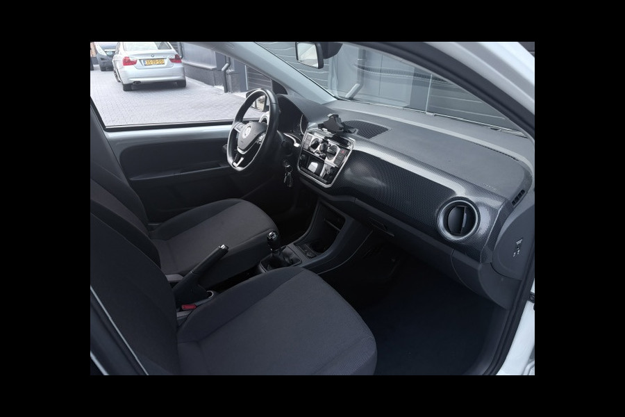 Volkswagen up! 1.0|65PK|Cruise|Camera|Stoel verw|Lane assist|MF stuur|Bluetooth|DAB|PDC|1e eigenaar|Dealer onderhouden|