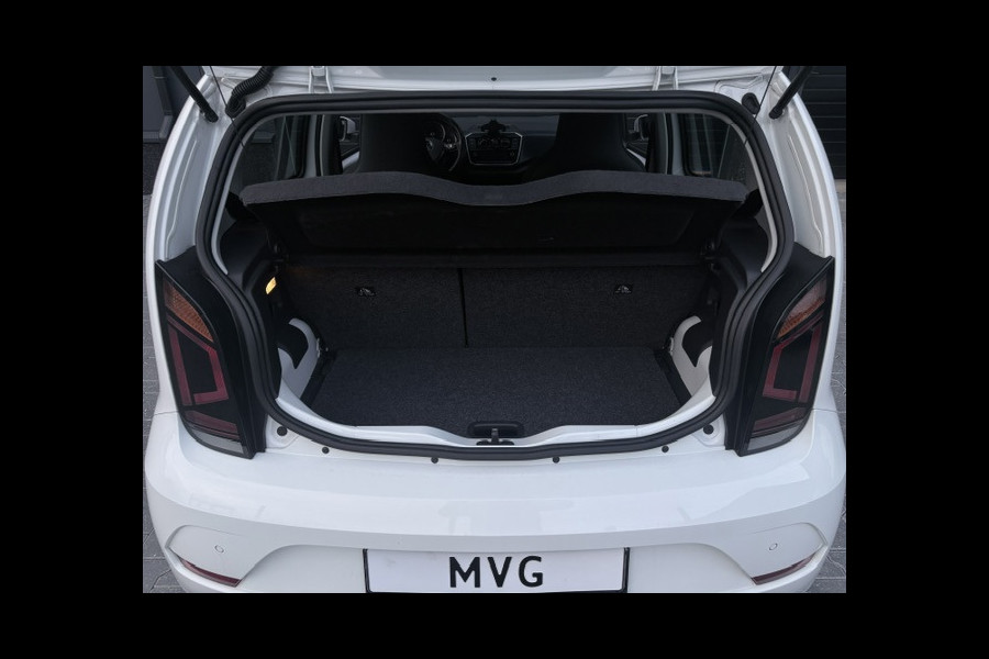 Volkswagen up! 1.0|65PK|Cruise|Camera|Stoel verw|Lane assist|MF stuur|Bluetooth|DAB|PDC|1e eigenaar|Dealer onderhouden|