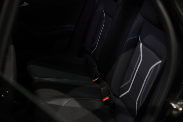 Volkswagen Polo 1.0 TSI DSG R-Line *Virtual cockpit*ACC*Parkeersensoren*Climate Control*