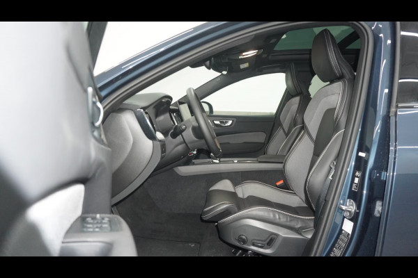 Volvo XC60 2.0 T8 Plug-in hybrid AWD BLACK EDITION (335kW/455PK) ** PANO, TREKH, ACC, HuD, 21-inch LMV ** 29k onder NP - UNFALLFREI ** ** INFORMEER OOK NAAR ONZE AANTREKKELIJKE FINANCIAL-LEASE TARIEVEN **