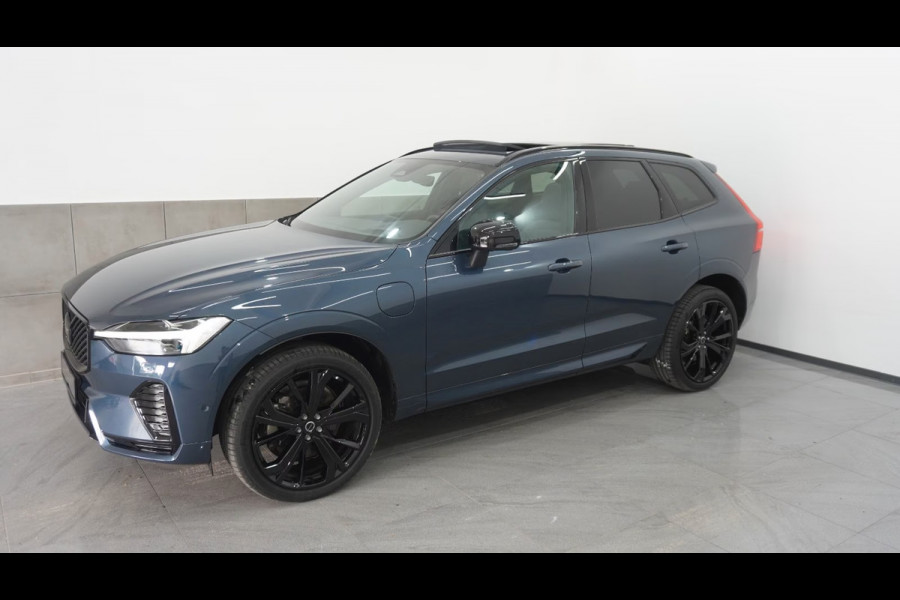 Volvo XC60 2.0 T8 Plug-in hybrid AWD BLACK EDITION (335kW/455PK) ** PANO, TREKH, ACC, HuD, 21-inch LMV ** 29k onder NP - UNFALLFREI ** ** INFORMEER OOK NAAR ONZE AANTREKKELIJKE FINANCIAL-LEASE TARIEVEN **
