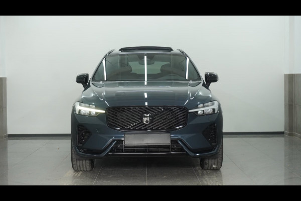 Volvo XC60 2.0 T8 Plug-in hybrid AWD BLACK EDITION (335kW/455PK) ** PANO, TREKH, ACC, HuD, 21-inch LMV ** 29k onder NP - UNFALLFREI ** ** INFORMEER OOK NAAR ONZE AANTREKKELIJKE FINANCIAL-LEASE TARIEVEN **