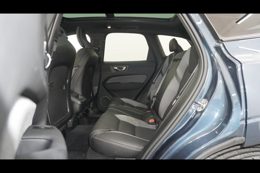 Volvo XC60 2.0 T8 Plug-in hybrid AWD BLACK EDITION (335kW/455PK) ** PANO, TREKH, ACC, HuD, 21-inch LMV ** 29k onder NP - UNFALLFREI ** ** INFORMEER OOK NAAR ONZE AANTREKKELIJKE FINANCIAL-LEASE TARIEVEN **
