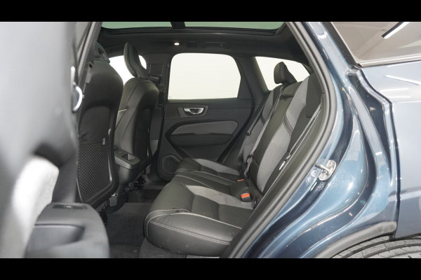 Volvo XC60 2.0 T8 Plug-in hybrid AWD BLACK EDITION (335kW/455PK) ** PANO, TREKH, ACC, HuD, 21-inch LMV ** 29k onder NP - UNFALLFREI ** ** INFORMEER OOK NAAR ONZE AANTREKKELIJKE FINANCIAL-LEASE TARIEVEN **
