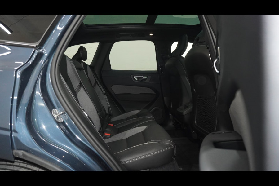 Volvo XC60 2.0 T8 Plug-in hybrid AWD BLACK EDITION (335kW/455PK) ** PANO, TREKH, ACC, HuD, 21-inch LMV ** 29k onder NP - UNFALLFREI ** ** INFORMEER OOK NAAR ONZE AANTREKKELIJKE FINANCIAL-LEASE TARIEVEN **