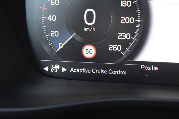 Volvo XC40 T3 163PK Inscription Automaat / Adaptive Cruise Control / Stuur- & Stoelverwarming / Elektrische achterklep / Achteruitrijcamera / Trekhaak elektrisch uitklapbaar / 19" velgen / Parkeersensoren V+A