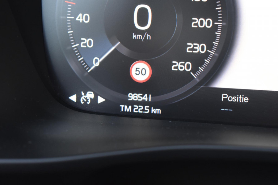 Volvo XC40 T3 163PK Inscription Automaat / Adaptive Cruise Control / Stuur- & Stoelverwarming / Elektrische achterklep / Achteruitrijcamera / Trekhaak elektrisch uitklapbaar / 19" velgen / Parkeersensoren V+A