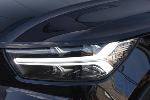Volvo XC40 T3 163PK Inscription Automaat / Adaptive Cruise Control / Stuur- & Stoelverwarming / Elektrische achterklep / Achteruitrijcamera / Trekhaak elektrisch uitklapbaar / 19" velgen / Parkeersensoren V+A