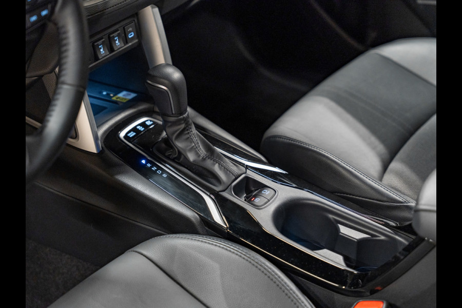 Toyota Corolla Cross Hybrid 200 Dynamic, Voll Led, Digi Dash, Adaptieve Cruise, Apple Carplay, Clima, PDC, Multistuur, Onderhoud