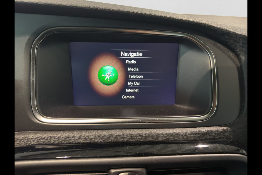 Volvo V40 Cross Country T3 Aut. Dynamic Parkeercamera Stoelverwarming 17" 152pk