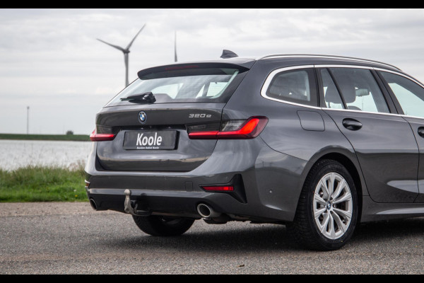 BMW 3 Serie Touring 320e LED / DEALER ONDERHOUDEN / CAMERA / CARPLAY / TREKHAAK