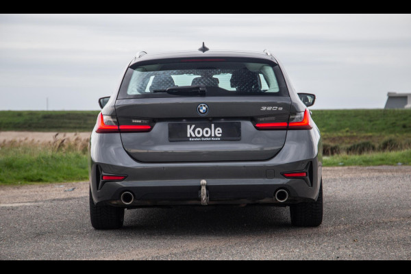 BMW 3 Serie Touring 320e LED / DEALER ONDERHOUDEN / CAMERA / CARPLAY / TREKHAAK