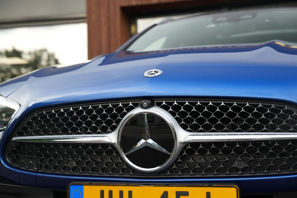 Mercedes-Benz C-Klasse 300 e AMG Line Panoramadak Full Ambient Adapt. Cruise Laser LED 360Cam 19''LM