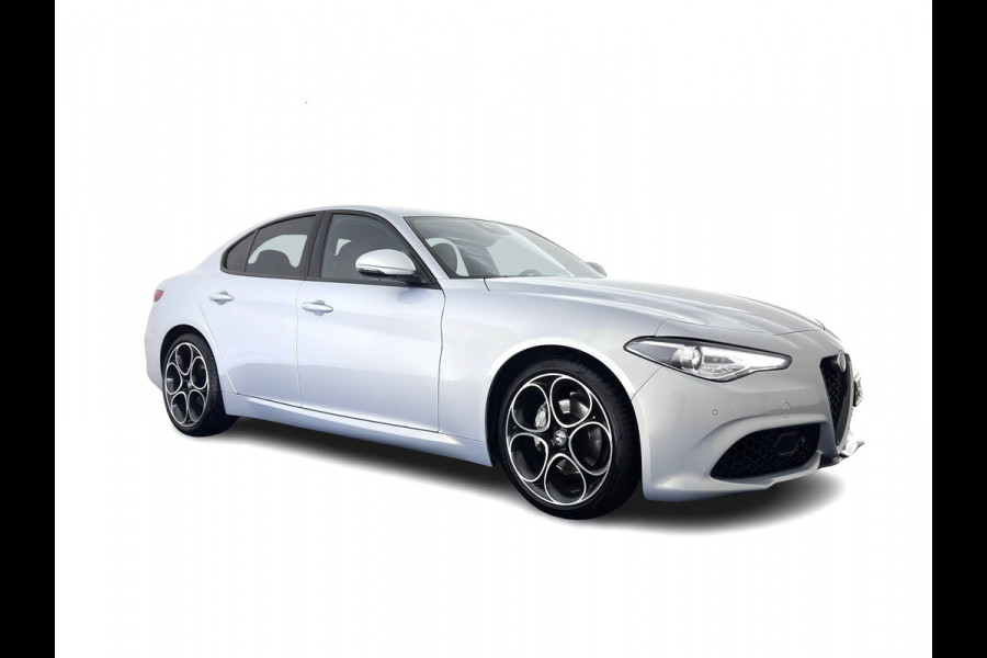 Alfa Romeo Giulia 2.0T Sprint (INCL-BTW)  Aut. *ADAPTIVE-CRUISE | LEATHER | XENON | MEMORY-PACK | HEATED-SPORTSEATS | CAMERA | NAVI-FULLMAP | DAB+ | SHIFT-PADDLES | PRIVACY-GLASS | LANE-ASSIST | BLINDSPOT | KEYLESS