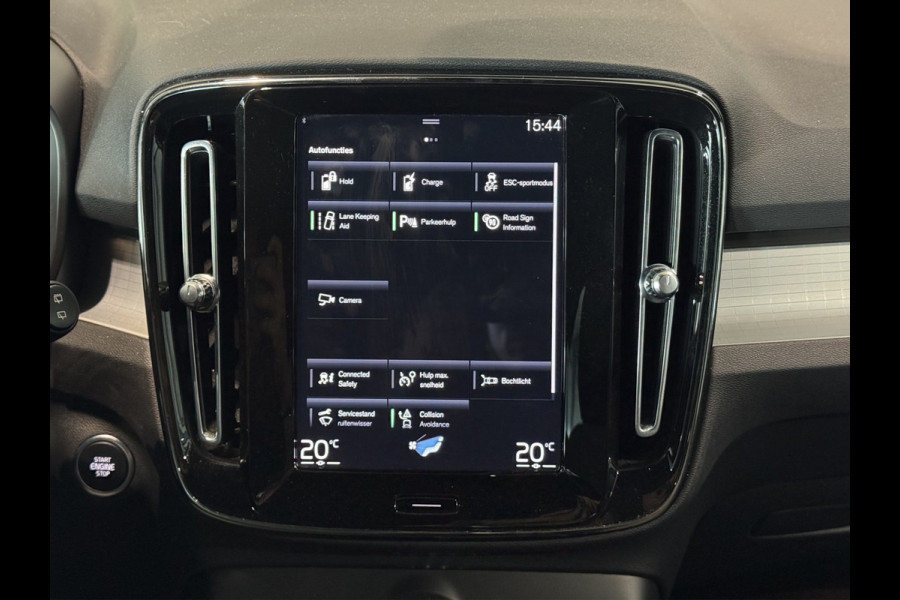 Volvo XC40 T4 Aut. Plug-in Hybrid Bright Luxe-Interieur Parkeercamera 211pk