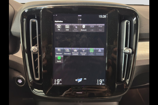 Volvo XC40 T4 Aut. Plug-in Hybrid Bright Parkeercamera Luxe-Interieur 211pk