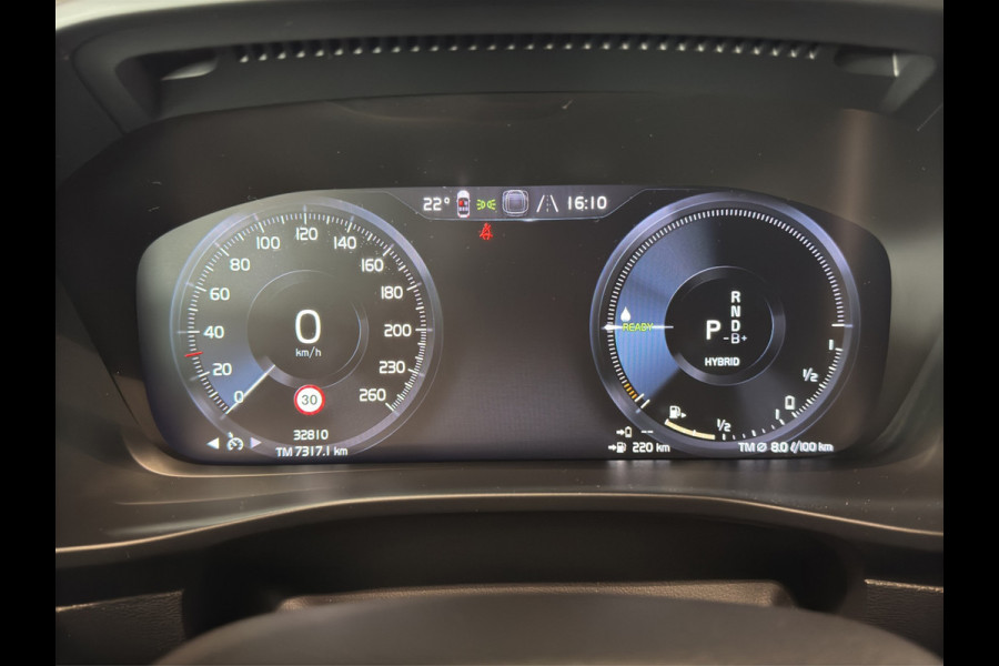 Volvo XC40 T5 Plug-in Hybrid Plus Bright Stoelverwarming Luxe-interieur 262pk