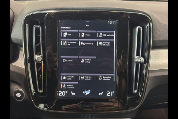 Volvo XC40 T5 Plug-in Hybrid Plus Bright Stoelverwarming Luxe-interieur 262pk