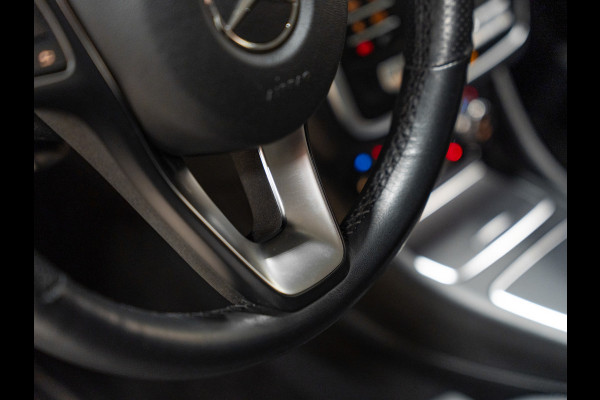 Mercedes-Benz GLA 200 AMG AUT, Facelift, Voll Led, Navi, Leder, Camera, Cruise, Clima, Private Glas, PDC, Voll Onderhouden