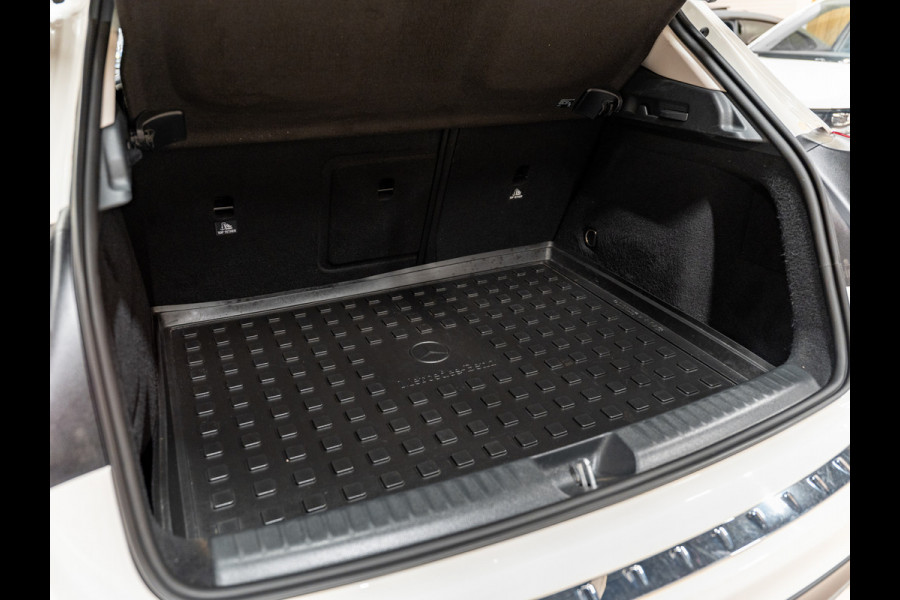 Mercedes-Benz GLA 200 AMG AUT, Facelift, Voll Led, Navi, Leder, Camera, Cruise, Clima, Private Glas, PDC, Voll Onderhouden