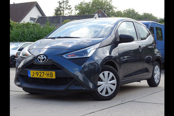 Toyota Aygo 1.0 VVT-i x-fun