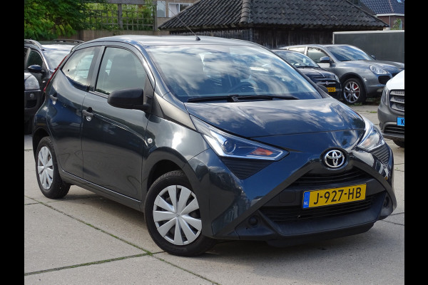 Toyota Aygo 1.0 VVT-i x-fun