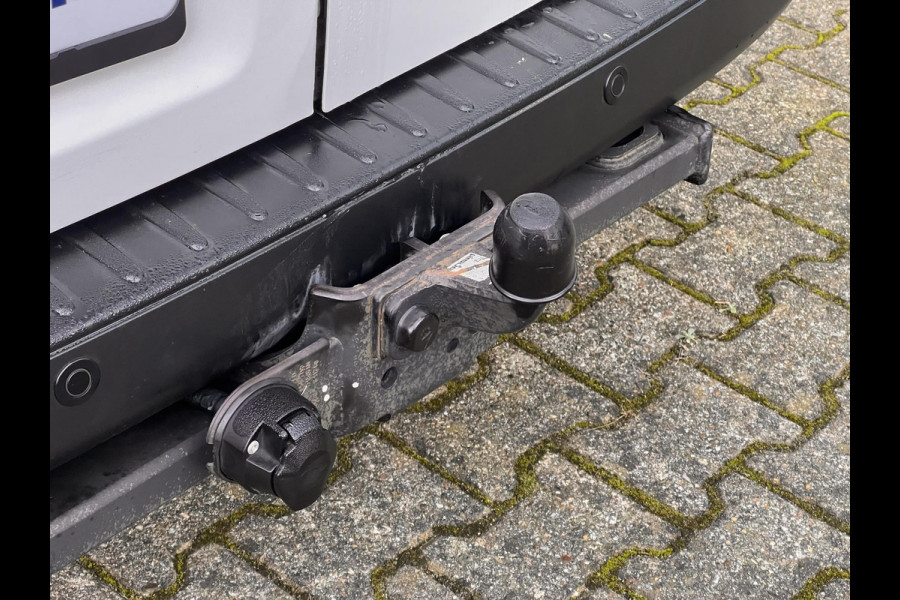 Ford Transit Custom 300 2.0 TDCI L1H1 Trend Navigatie | Trekhaak | Betimmerde Laadruimte |