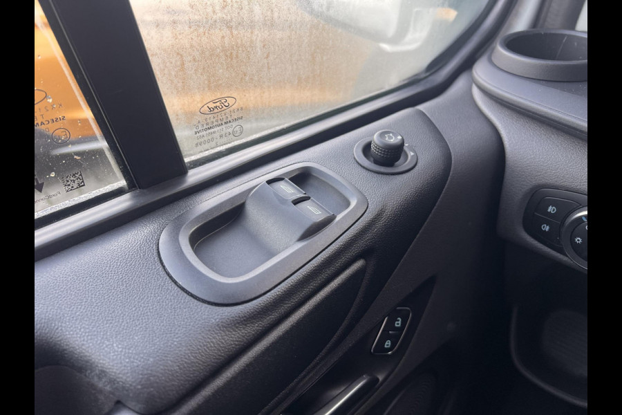 Ford Transit Custom 300 2.0 TDCI L1H1 Trend Navigatie | Trekhaak | Betimmerde Laadruimte |