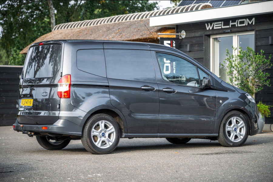 Ford Transit Courier 1.5 TDCI Limited Trekhaak I LM Velgen I Parkeersensoren I CarPlay I Android I Climate I Cruise I NAP