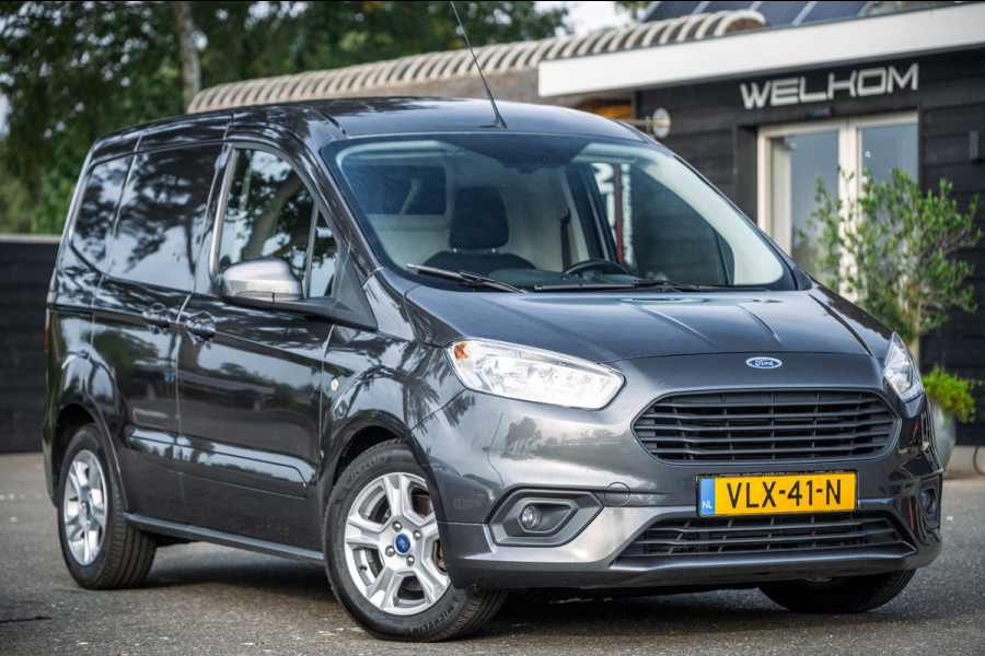 Ford Transit Courier 1.5 TDCI Limited Trekhaak I LM Velgen I Parkeersensoren I CarPlay I Android I Climate I Cruise I NAP