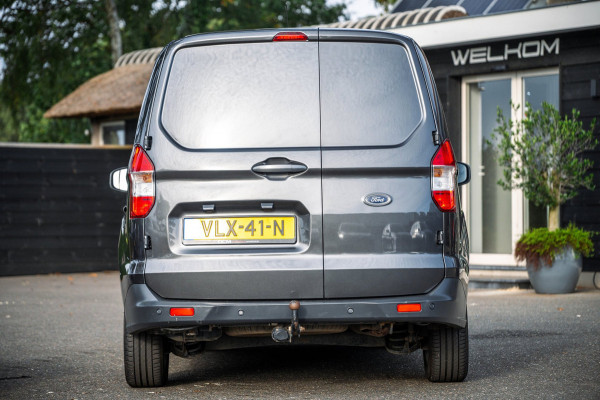 Ford Transit Courier 1.5 TDCI Limited Trekhaak I LM Velgen I Parkeersensoren I CarPlay I Android I Climate I Cruise I NAP
