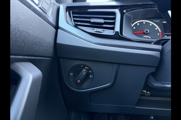 Volkswagen Polo 1.0 81pk Highline | Pano dak | Half leder | Full LED