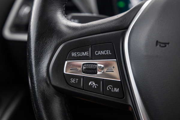 BMW 3 Serie Touring 320e LED / DEALER ONDERHOUDEN / CAMERA / CARPLAY / TREKHAAK