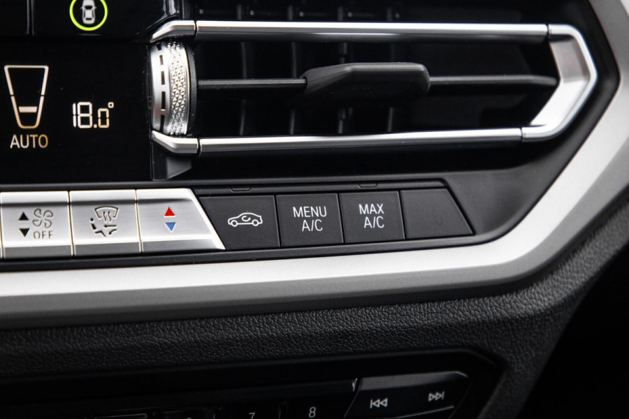 BMW 3 Serie Touring 320e LED / DEALER ONDERHOUDEN / CAMERA / CARPLAY / TREKHAAK